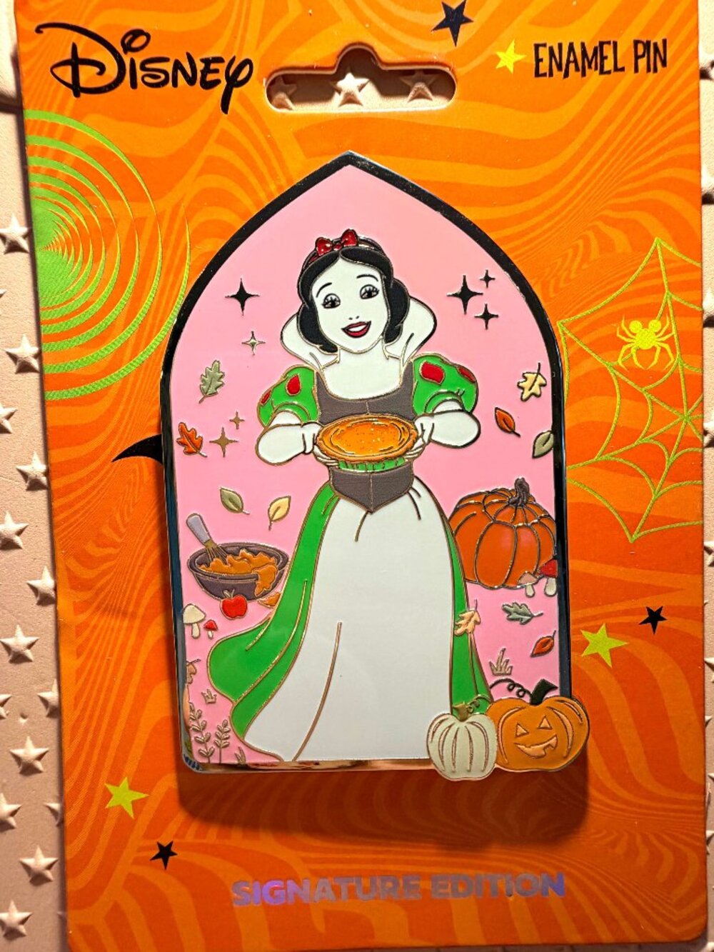 Snow White and the Seven Dwarfs Disney Princess Halloween Arches PALM LE 500 Pin